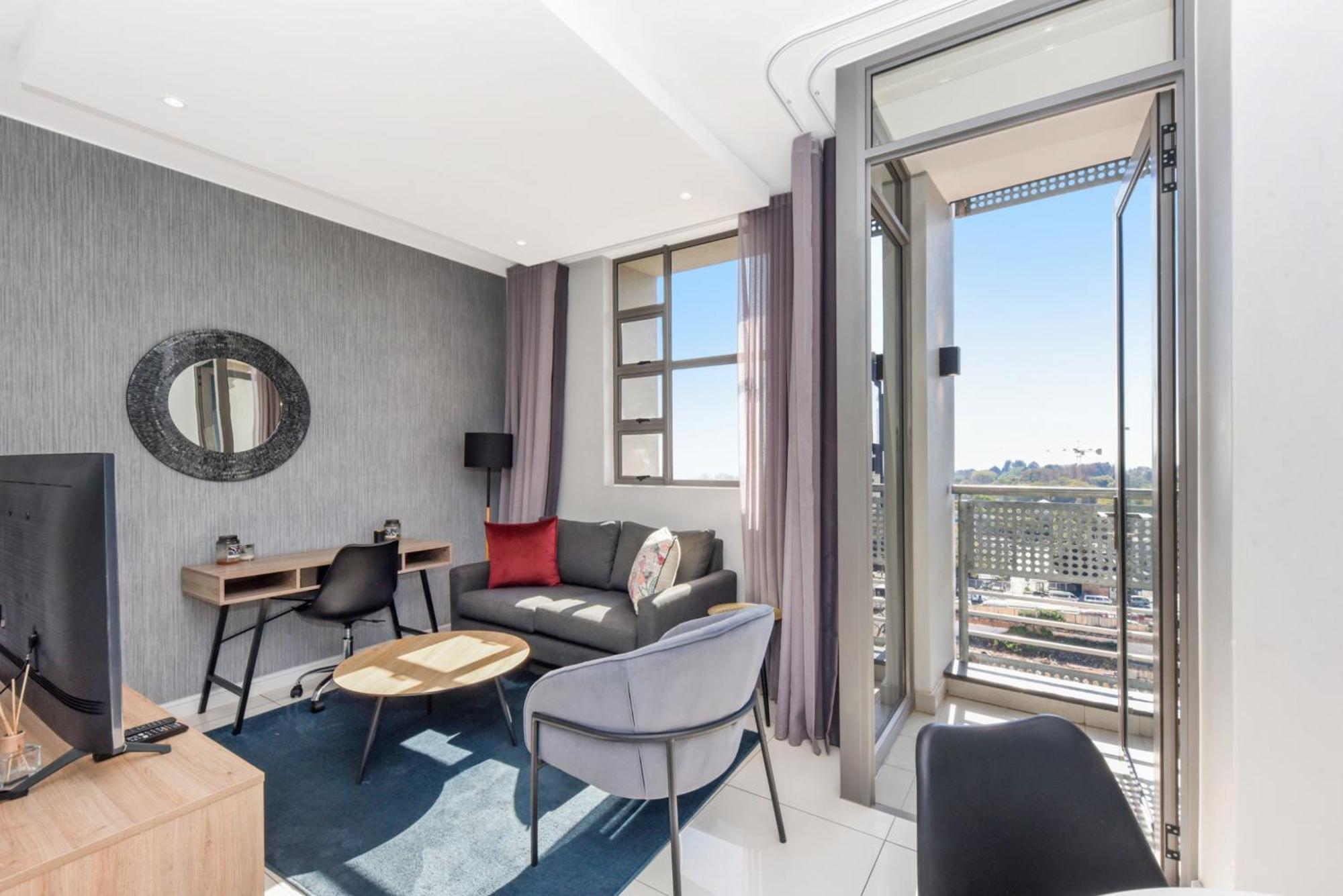 The Median Rosebank Luxury Apartment - Building With Generator ヨハネスブルグ エクステリア 写真